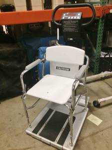 lot 50 image: MSRP $3200 Scale-Tronix 6502 400lb Capacity Portable Digital Patient Chair Sit-Down Scale - Great Condition