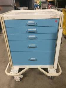 lot 58 image: MSRP $1800 ARMSTRONG HEAVY DUTY A-SMART MEDICAL SUPPLY MEDICATION CRASH CART 5 DRAWER WITH TONS OF ORGANIZING SORTING DIVIDERS INSIDE THE DRAWERS - BUILT TO LAST A LIFETIME GREAT CONDITION 