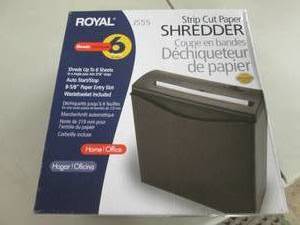 lot 2 image: Royal Strip Cutp Paper Shredder ope...