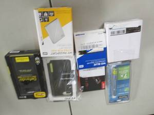 lot 10 image: Assorted Electronics Accessories - ...