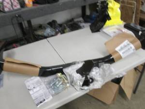 lot 69 image: CURT 13067 Class 3 Trailer Hitch, 2...