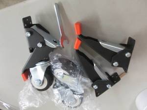lot 131 image: 3 Workbench Casters...