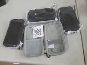 lot 153 image: 4 Zip Phone Cases...