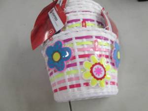 lot 175 image: 4 Lighted Schwinn Lighted Child Bic...