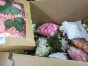 lot 203 image: Artificial Flowers, Craft Flowers...