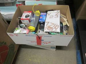 lot 253 image: Box of Assorted Returned Items...