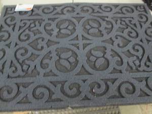 lot 276 image: TrafficMaster 2x3 ft Door Mat - sl ...