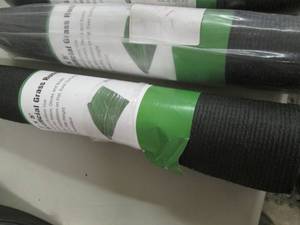 lot 311 image: 2 Ottomanson Garden Grass Collectio...
