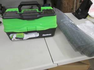 lot 326 image: 3 Tray Container- no latch, Plastic...