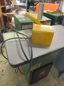 lot 106 image: CASTLE POCKET SCREW MACHINE