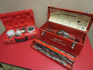 lot 125 image: MILWAUKEE ELECTRIC HAMMER DRILL, MILWAUKEE HOLE SAW KIT