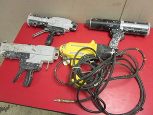 lot 134 image: 3M SCOTCH-WELD POLY REACTIVE ADHESIVE APPLICATOR, MIX-PAC APPLICATOR GUNS