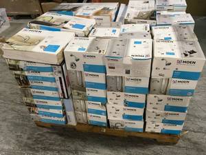 lot 6 image: PALLET WITH MOEN FAUCETS FOR PARTS CUSTOMER RETURNS SEE PICS