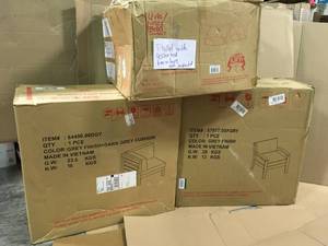 lot 34 image: PALLET WITH ASSORTED FURNITURE S CUSTOMER RETURNS SEE PICS