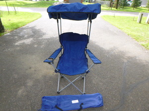 lot 54 image: Canvas Lawn Chair