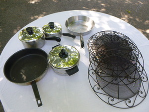 lot 79 image: Hot Pads, Frying Pans, Kettles