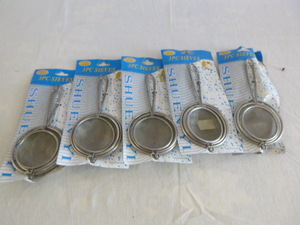 lot 100 image: 5 Strainers
