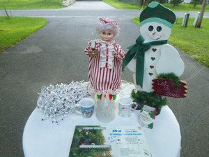 lot 116 image: Mrs. Claus and Miscellaneous Items