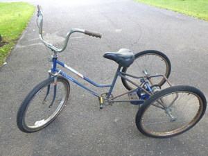 lot 140 image: Bicycle