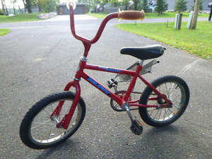 lot 143 image: Bicycle