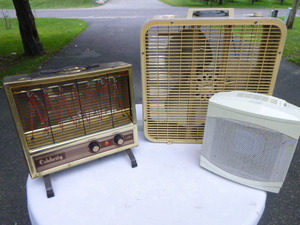 lot 148 image: Celebrity Heater, Hamilton Air Cleaner, Metal Fan