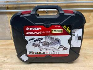 lot 77 image: HUSKY Mechanics Tool Set (111-Piece)