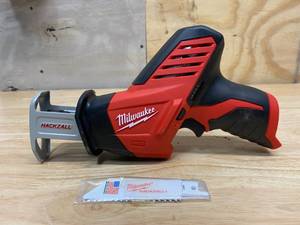 lot 79 image: MILWAUKEE M12 12-Volt Lithium-Ion HACKZALL Cordless Reciprocating Saw (Tool-Only)