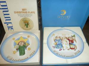 Lot of 10 Collector Plates