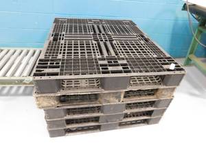 5 - Plastic Pallets - 47 x 39.5