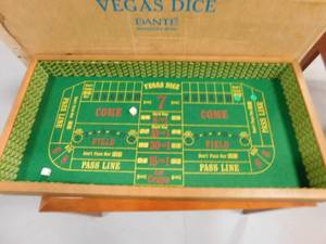Dante Vegas Dice Table Top Game - 32 x 16