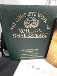 William Shakespeare & Leonardo Da Vinci Books