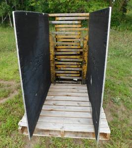 lot 23 image: Cascade Class II Carton Clamp Attachment
