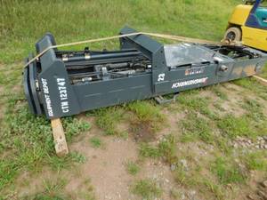 lot 26 image: Jungheinrich Three Stage Mast with Panograph