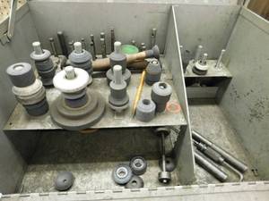 lot 37 image: Sioux Pneumatic Valve Grinder, Accessories & Cart