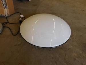 lot 40 image: Corner Light & 19 Round Light