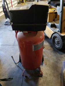 lot 28A image: Craftsman Air Compressor