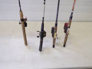 lot 27 image: 4 Rods and 4 Reels