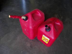 lot 70 image: Pair of 5 Gallon Gas Cans