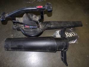 lot 73 image: Toro Super Blower Vac