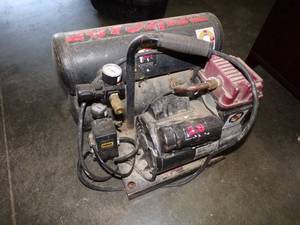lot 78 image: Renegade Pro Series Air Compressor