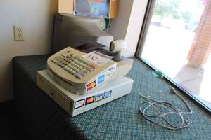 lot 157 image: Royal Cash Management System Alpha 587 cx