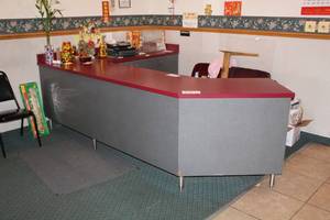 lot 144 image: U-Shape Restaurant Front Counter
