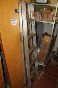 lot 142 image: Step Ladder 6ft.