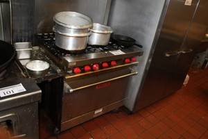 lot 102 image: Vulcan NSF Commercial Stainless Steel Natural Gas Kitchen Range  6-Open Burner Stove Full-Size Oven