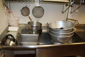 lot 133 image: Commercial NSF Stainless Steel Collanders, Pans, Splatter Screens, Food Service Utensils and Storage Containers