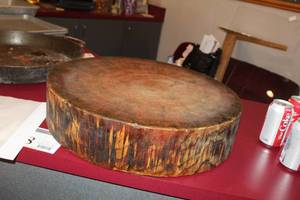 lot 212 image: Tree Stump Cutting Block