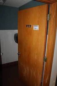 lot 218 image: Solid Wood Door