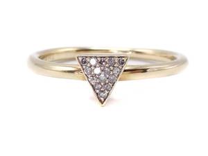 Trillion Illusion Diamond Estate Ring in Yellow Gold