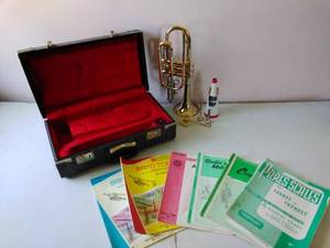 Trumpet with Accessories