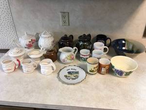 Lot of Ceramic items